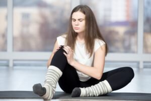 Common Causes of Knee Pain in Women
